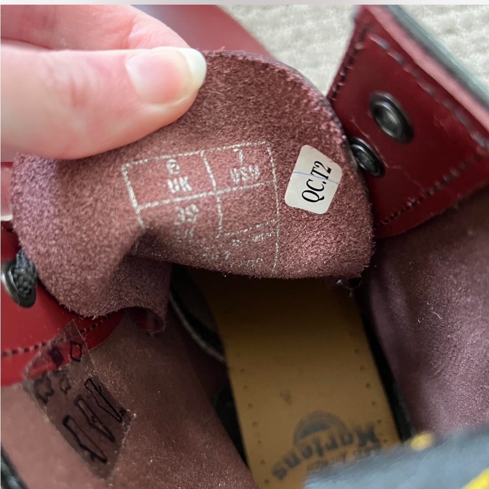 NWOT Dr. Martens Cherry Red Leather Boots - Picture 4 of 6